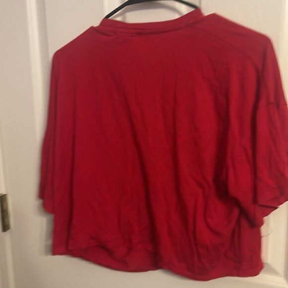 Heart & Hips Crop Top EUC Size Medium - Picture 4 of 4